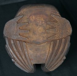 Kaeru carving 1950s