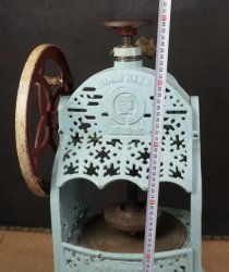 Kakigori ice shaver 1920