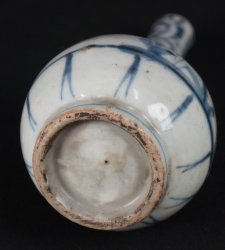 Karakusa Ichirin Imari vase 1800