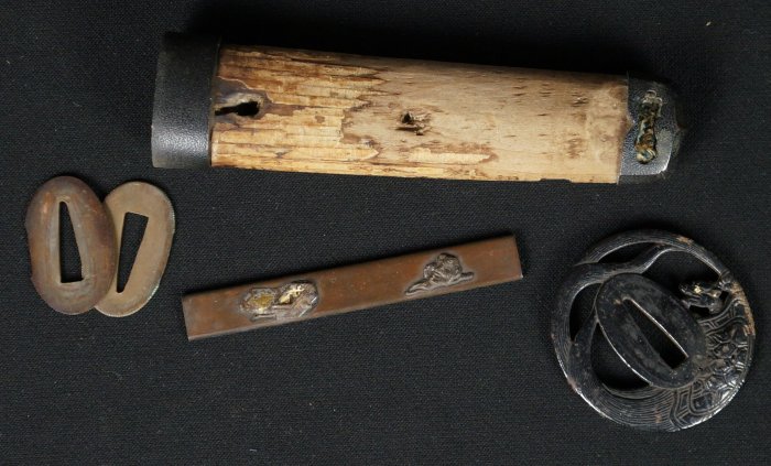 Katana Tsuba handle 1800