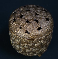 kikumon Koro censer 1980
