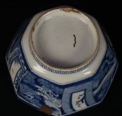 Kintsuki bowl dragon 1800