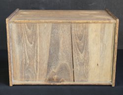 Kiridansu cabinet 1900