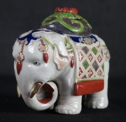 Ko-Imari sculpture 1900 craft
