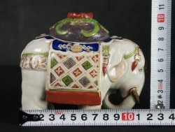 Ko-Imari sculpture 1900 craft