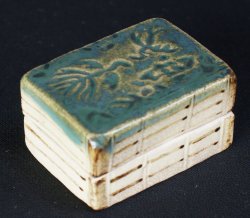 Kogo incense box 1900