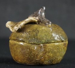 Kogo incense holder Raku 1900