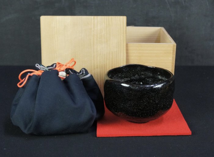 Kuro-Raku-Chawan1900