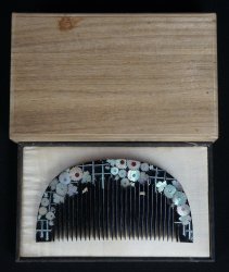 Kushi comb lacquer craft 1900