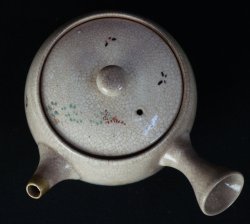 Kutani tea pot 1900