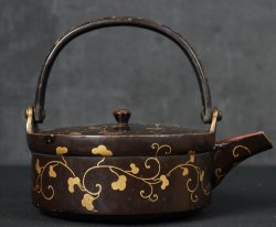 Lacquer vessel 1800