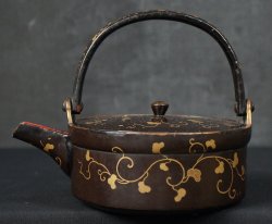 Lacquer vessel 1800