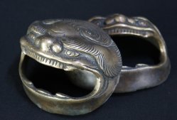 Lion handes Shishi 1800