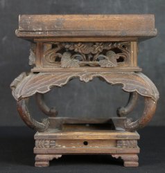 Lotus sculpture stand 1900