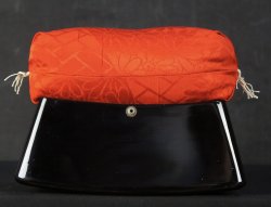 Makura pillow 1930