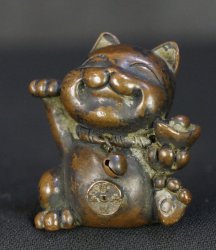 Maneki miniature cat 1900