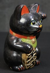 Manekineko cat vintage 1900