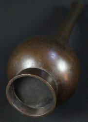 Minimalist bronze Hanaire 1880