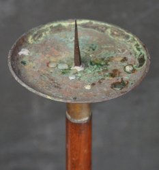 Minimalist Shokudai stand 1900