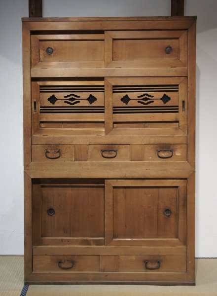 Misuya-Dansu Meiji home 1880