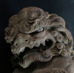 Miyadaiku lion carving 1800