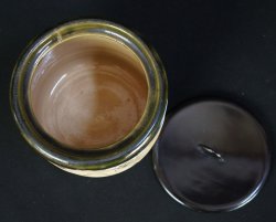 Mizusashi 1970 Oribe kiln