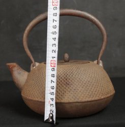 Nambu cast iron kettle 1900