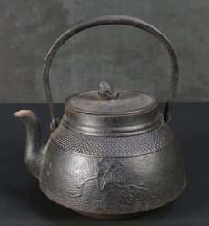 Nambu iron kettle 1900