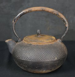 Nambu kettle craft 1900s