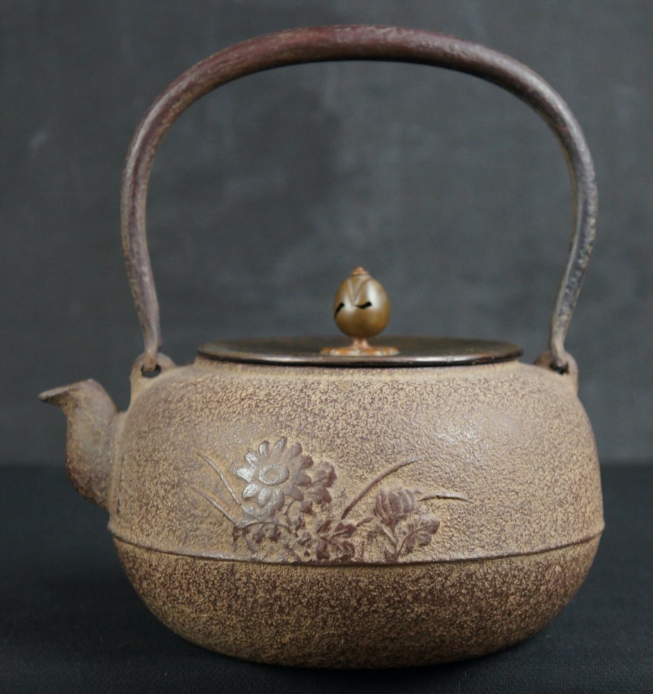 Mid-Century Nambu Kettle in Cast Iron, Japan, 1970s