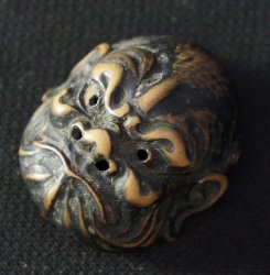 Netsuke Nio deity 1800