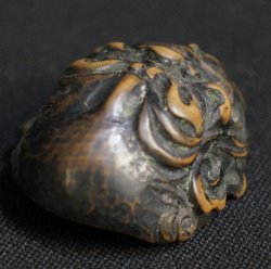 Netsuke Nio deity 1800