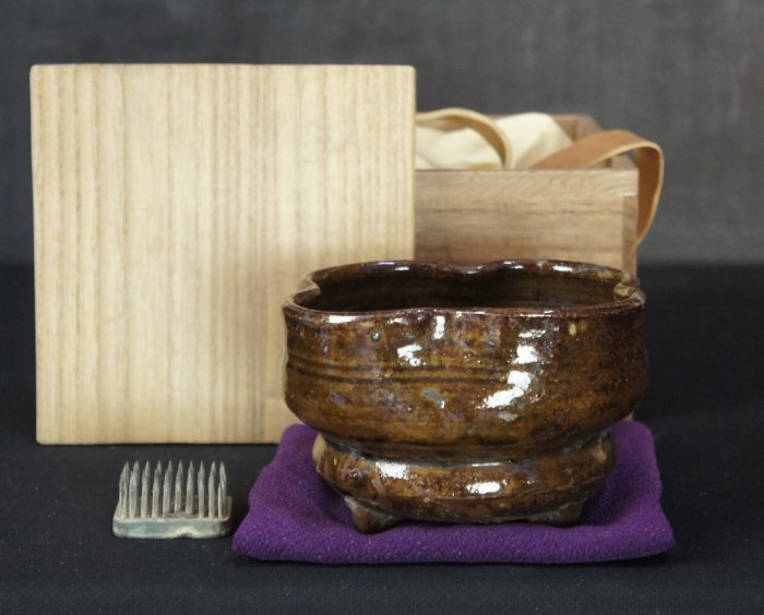 Ohi-Yaki Ikebana 1900