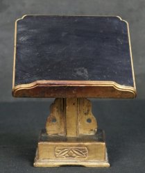 Okyo book stand 1900