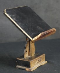 Okyo book stand 1900