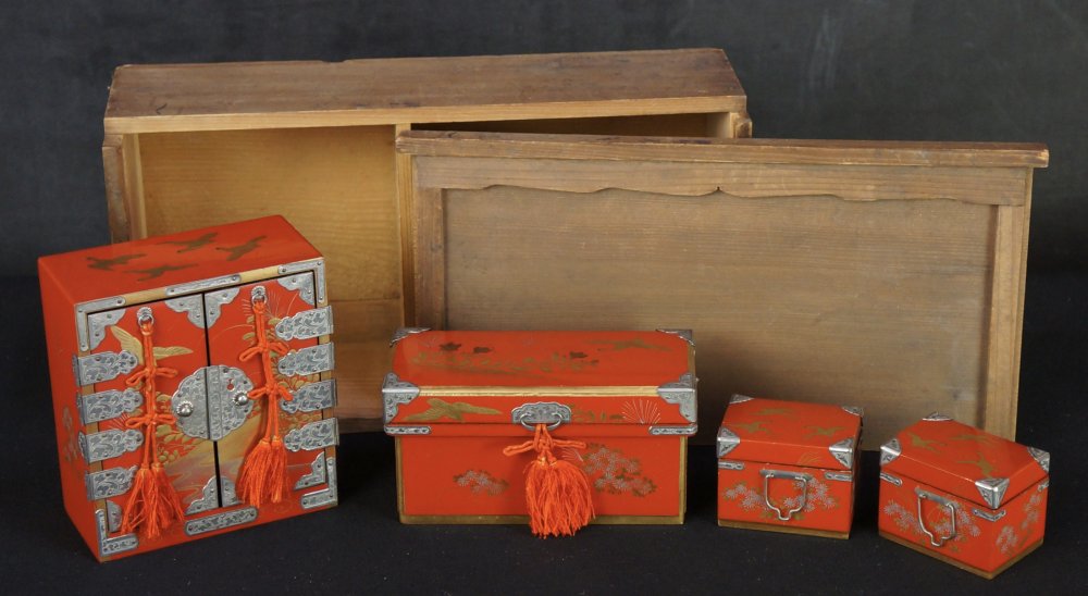 Antique Japan lacquer miniature furniture Hina Ningyo doll craft