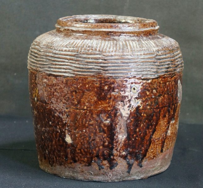 Rural food vase 1800s
