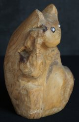 Rural wood cat Maneki 1920