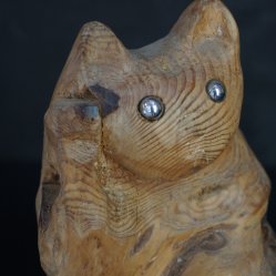 Rural wood cat Maneki 1920