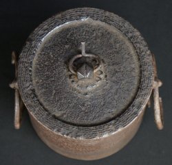 Ryu Chagama kettle 1900