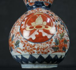 Sakura Tokkuri 1900 Imari