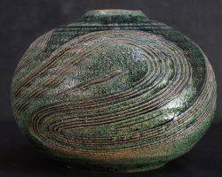 Shinji vase 1980