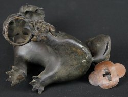 Shishi lion-dog censer 1800