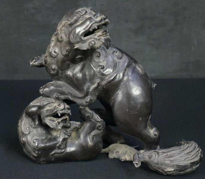 Shishi lion pewter sculpture 1900