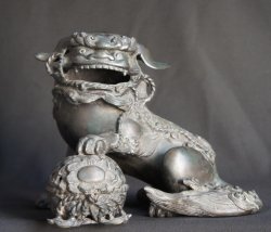 Shishi solid bronze lost wax 1900