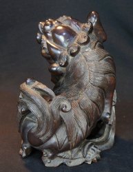 Shishi lion carving 1890s