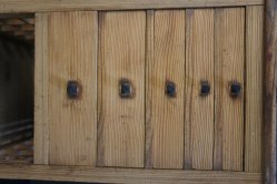 Smoking cabinet 1880