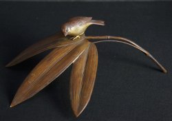 Suzume on bamboo1900