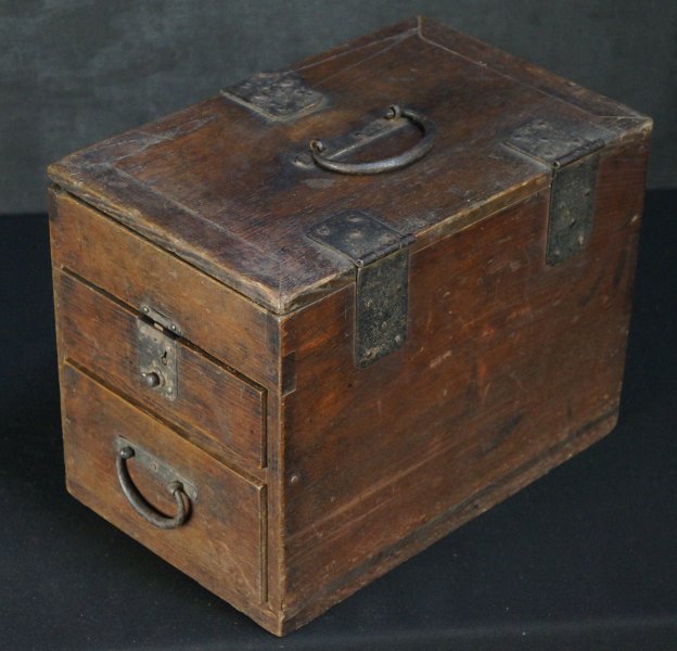 Suzuribako antique writing 1875