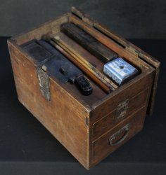 Suzuribako antique writing 1875